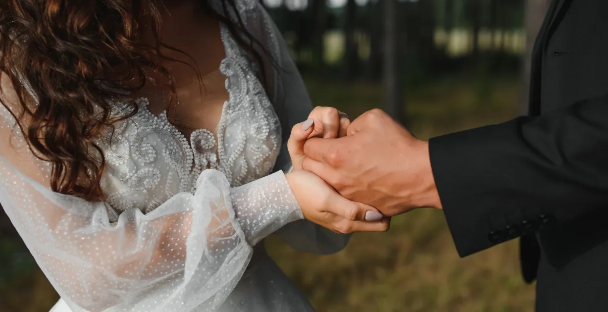 أهم 100 تفسير لحلم عرس المتزوجة في المنام لابن سيرين